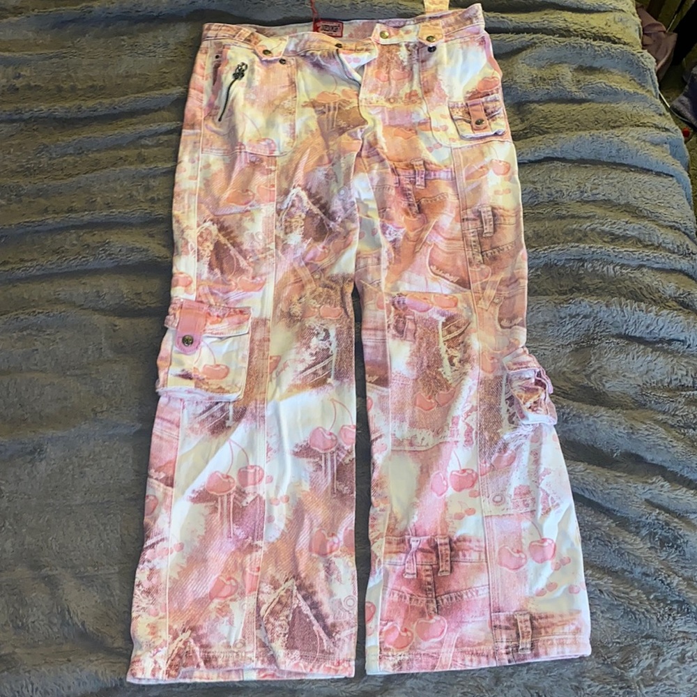 Low Rise Straight Fit Cargo Trouser